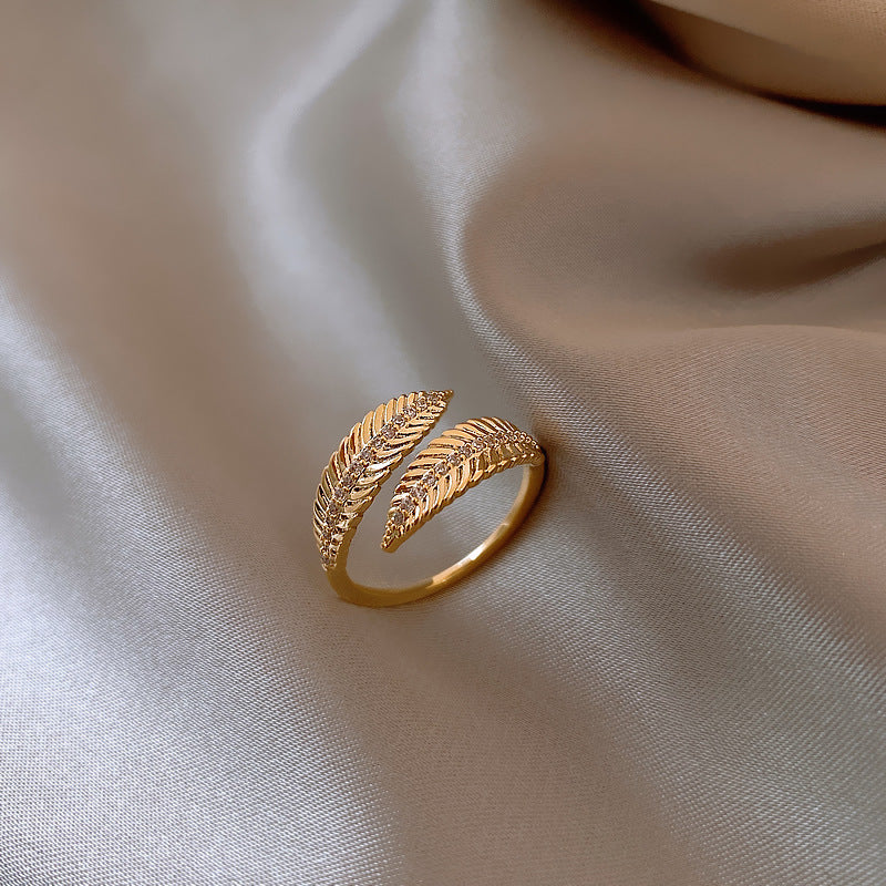 Micro Leaf Ring