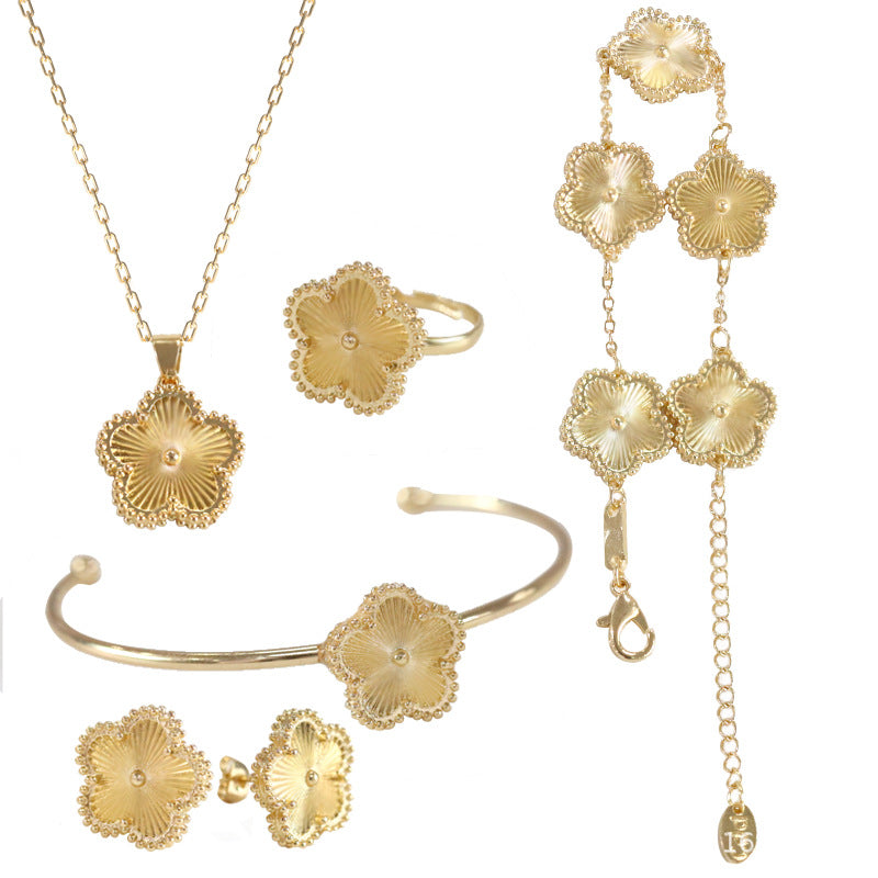 Gold Flower Clover Five Piece Set