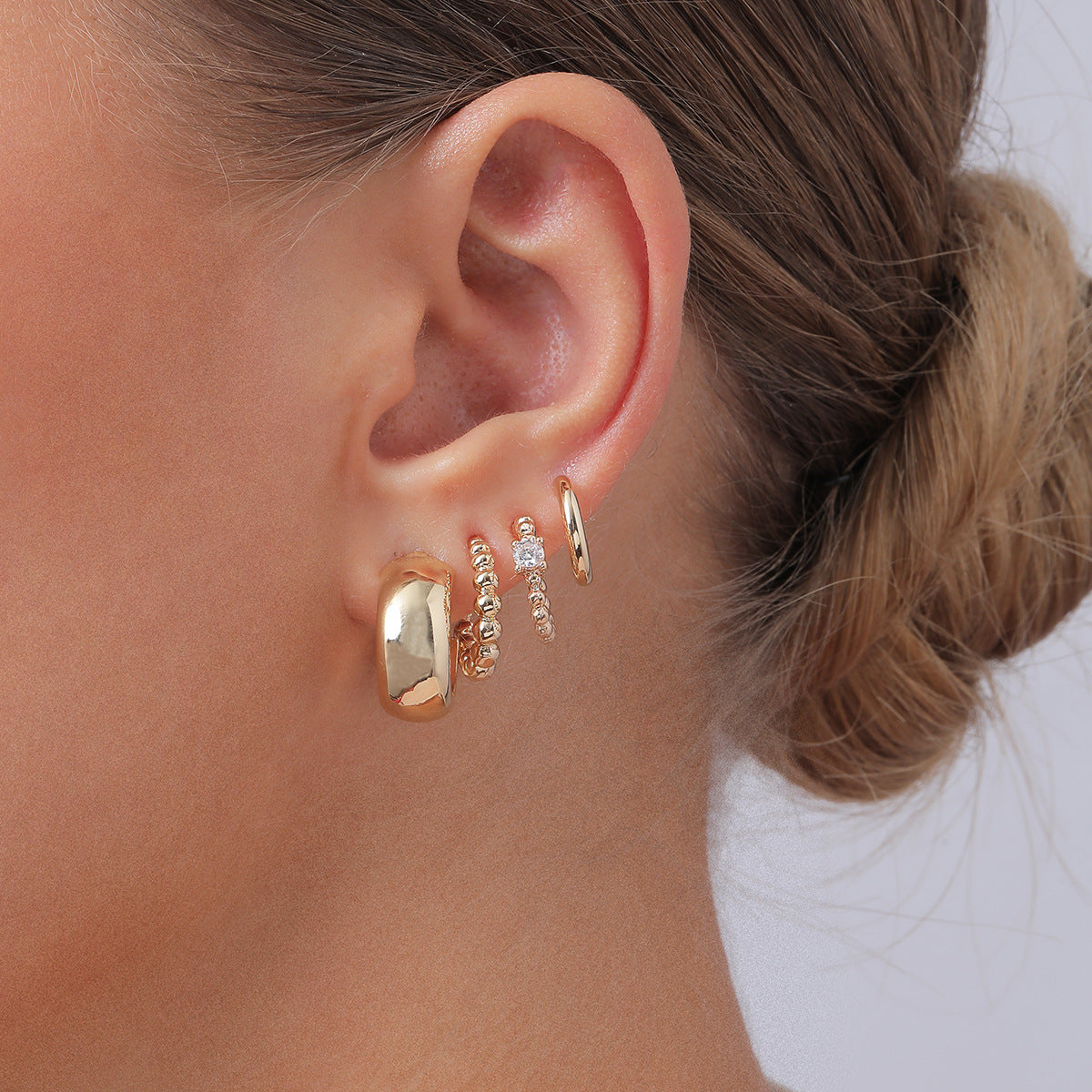 Ornament Gold Earrings Set