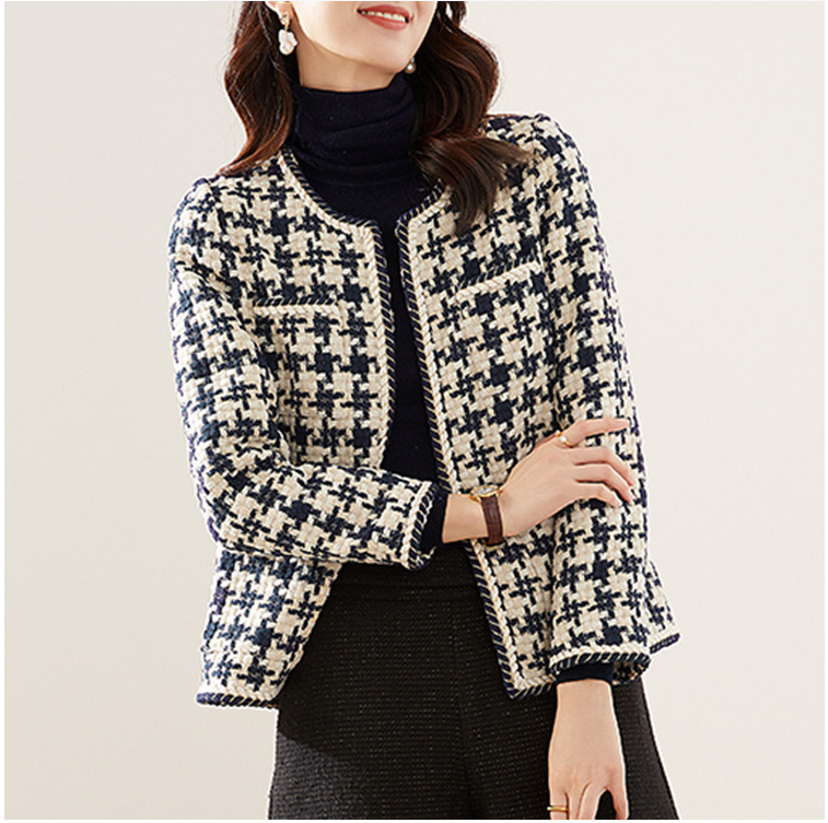 Women’s Polyster Fragrance Coat