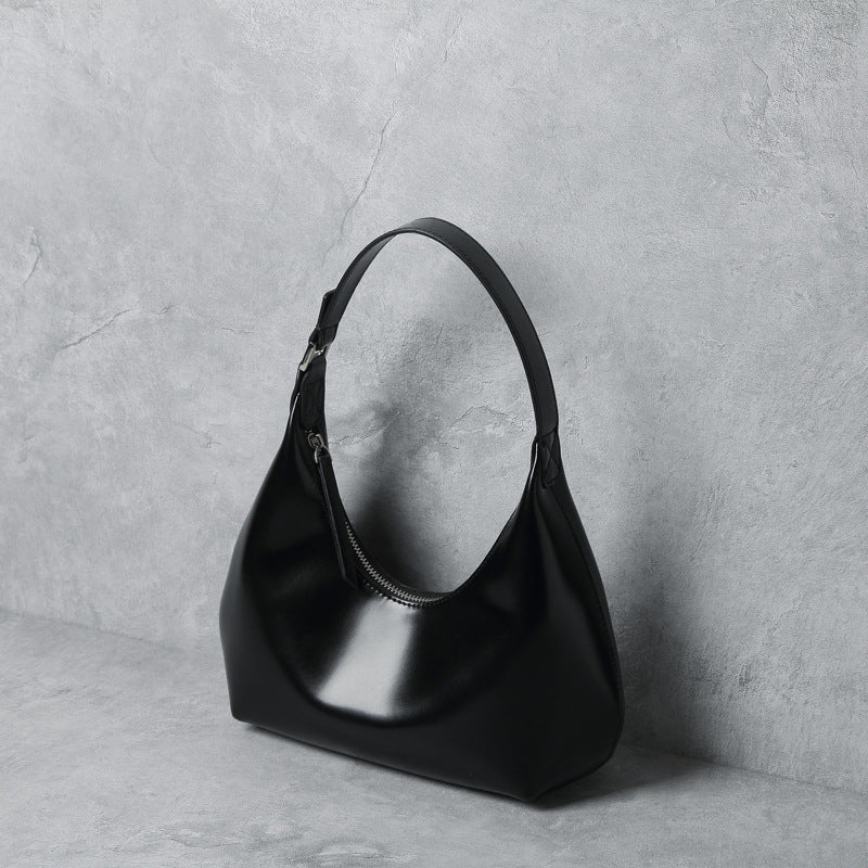 Aura Armpit Bag