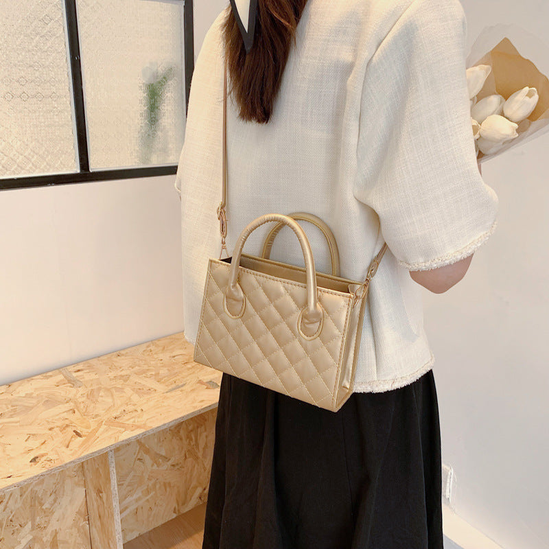Rhombus Retro Shoulder Bag