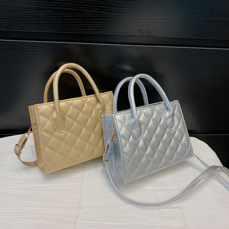 Rhombus Retro Shoulder Bag